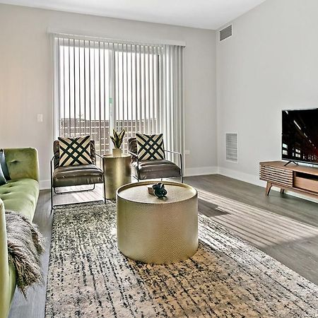 Bright & Comfortable Oakbrook 2Br Apt Free Parking - Ob 1 Leilighet Oakbrook Terrace Eksteriør bilde